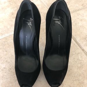 Giuseppe Zanotti black suede peep toe size 7